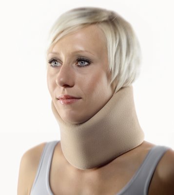 Bort Cervicalstütze StabiloNec mit Verstärkungsspange, beige>>>>Ausf.: Höhe 5,5 cm Gr. M Bort Cervicalstütze StabiloNec mit Verstärkungsspange, beige>>>>Ausf.: Höhe 5,5 cm Gr. M