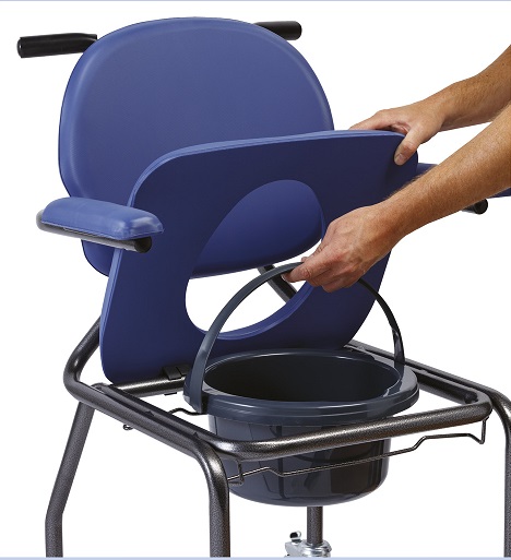 ka-t-304723-03.jpg Toilettenrollstuhl Best up Mobil mit Standard-Sitzplatte Ocean Klapplehnen