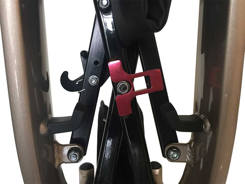 Rollator NITRO mit Stockhalter Stoff-/ Netztasche>>>>Farbe: weiß Gr. M
